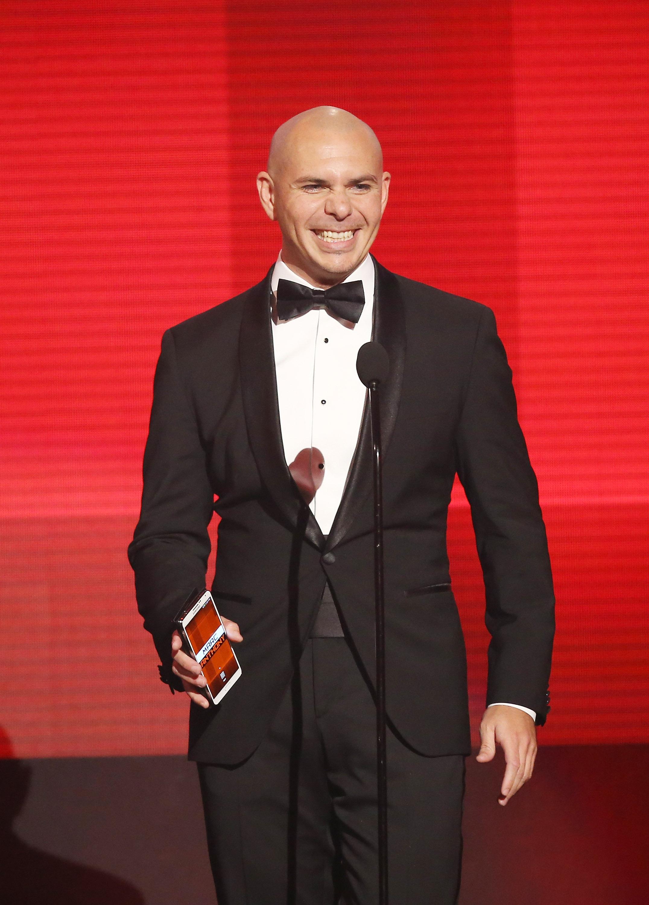 2013 American Music Awards - Show