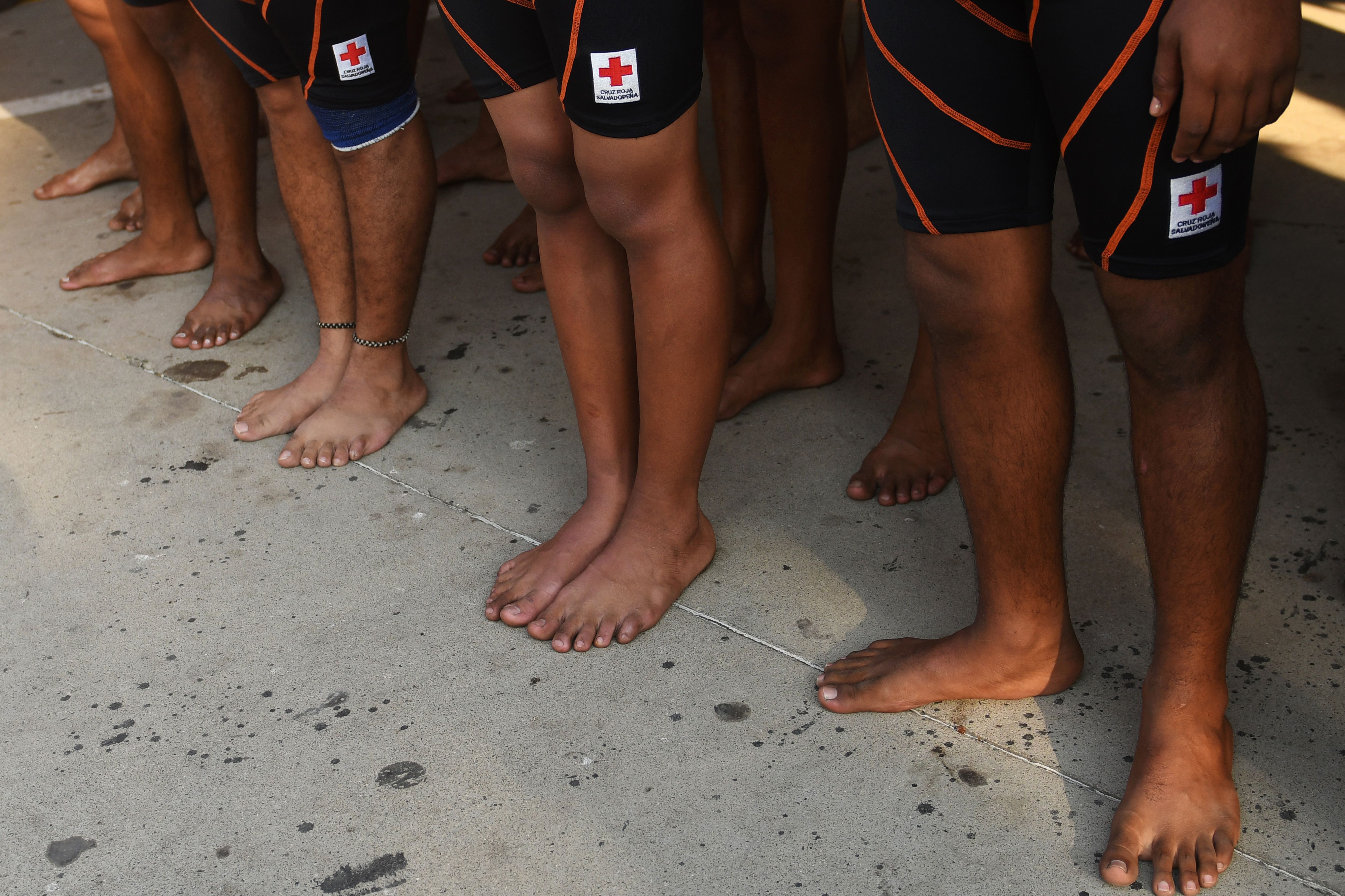 EL SALVADOR-SWIMMING-LIFEGUARDS-EVENT
