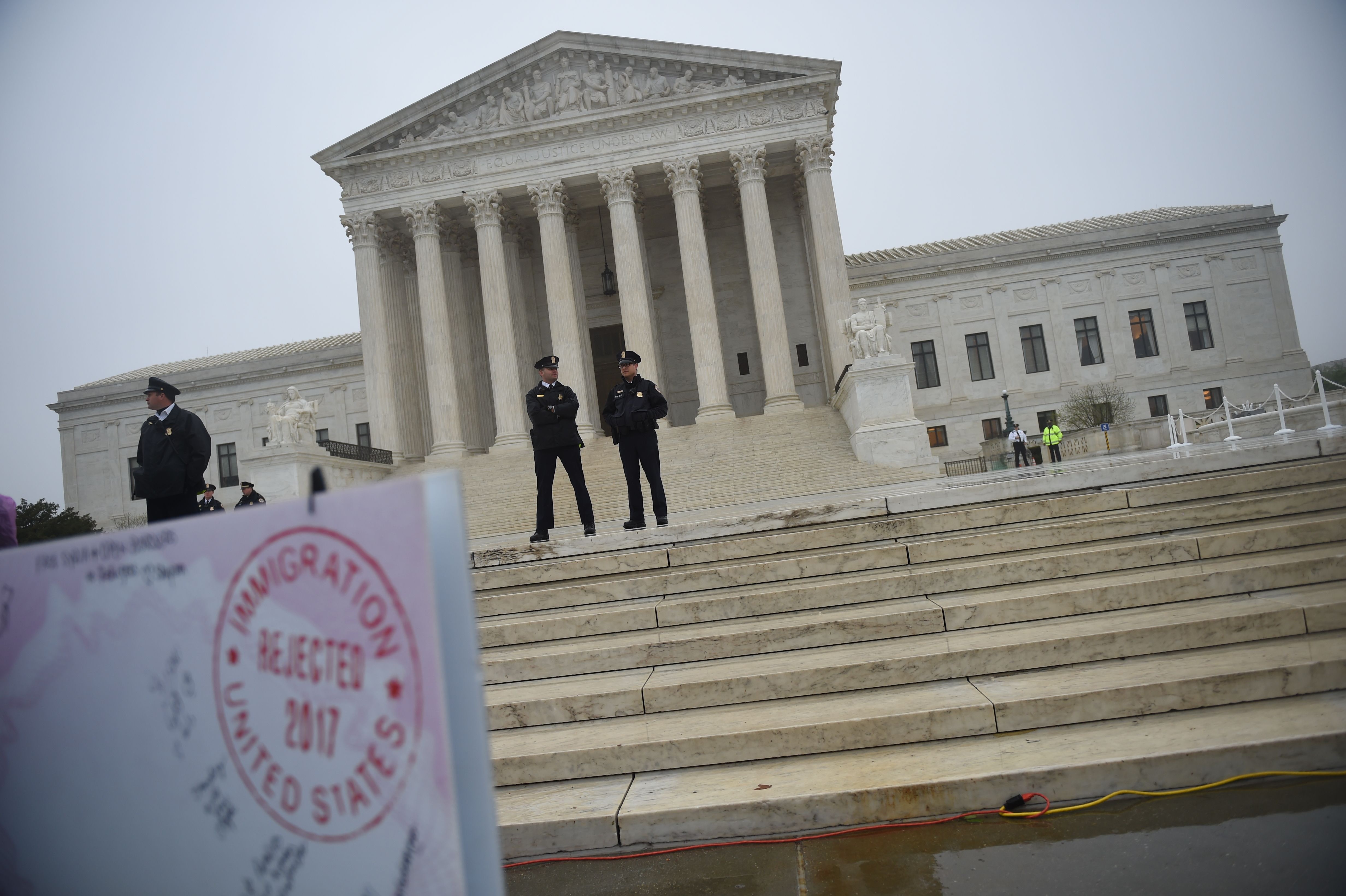 US-POLITICS-IMMIGRATION-COURT