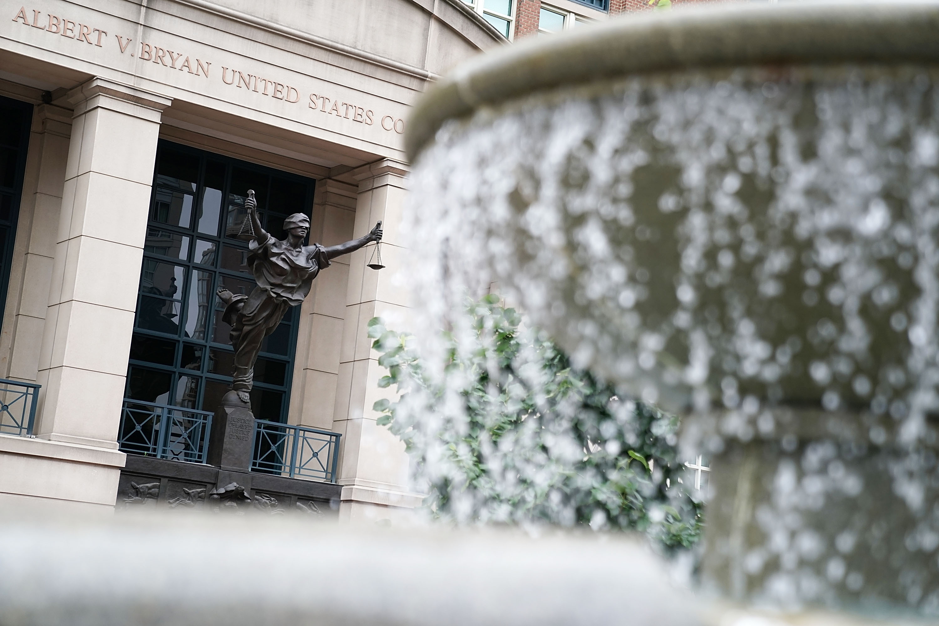 Jury Deliberations Continue In Paul Manafort Tax And Bank Fraud Trial