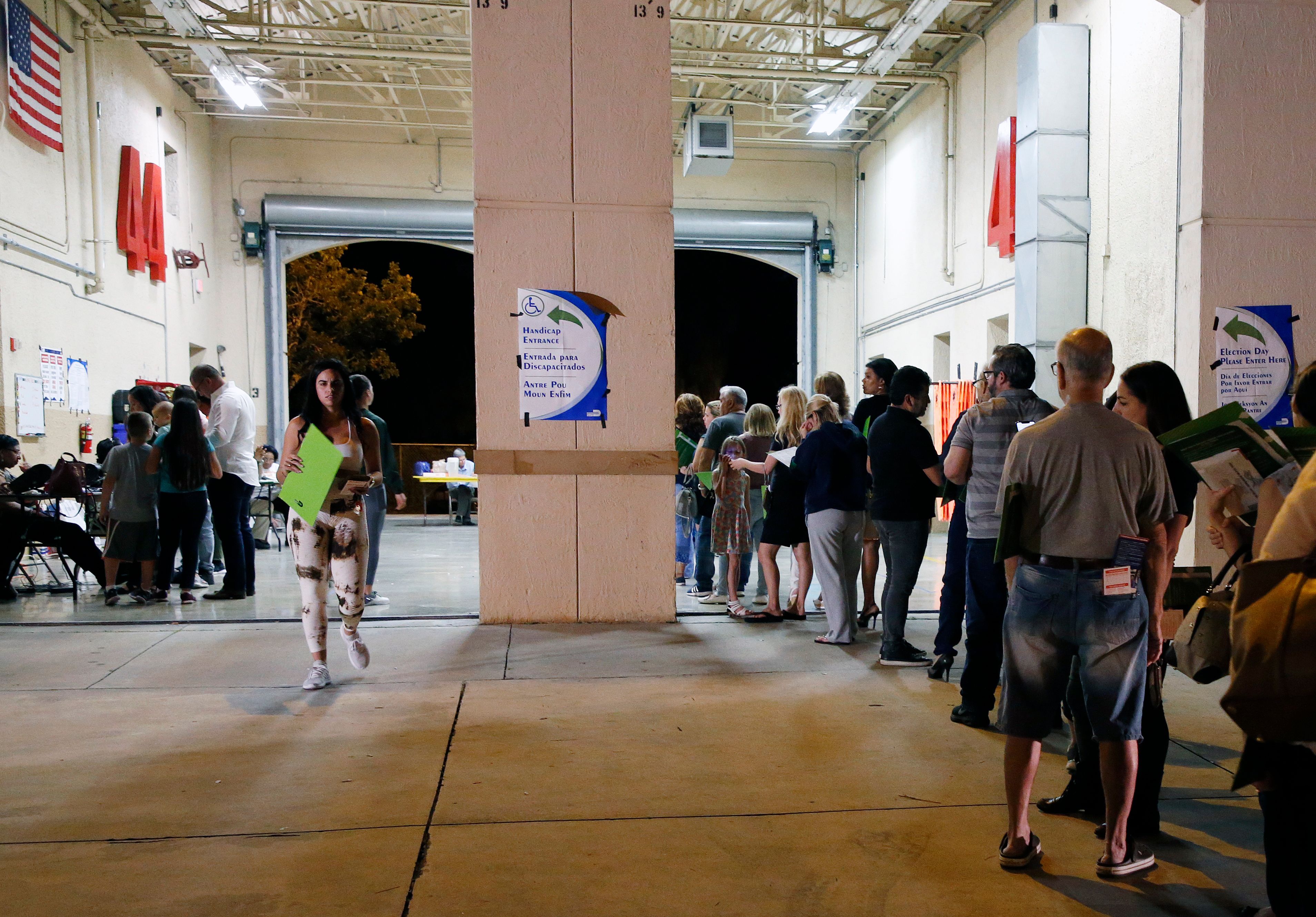 US-POLITICS-ELECTIONS-VOTE