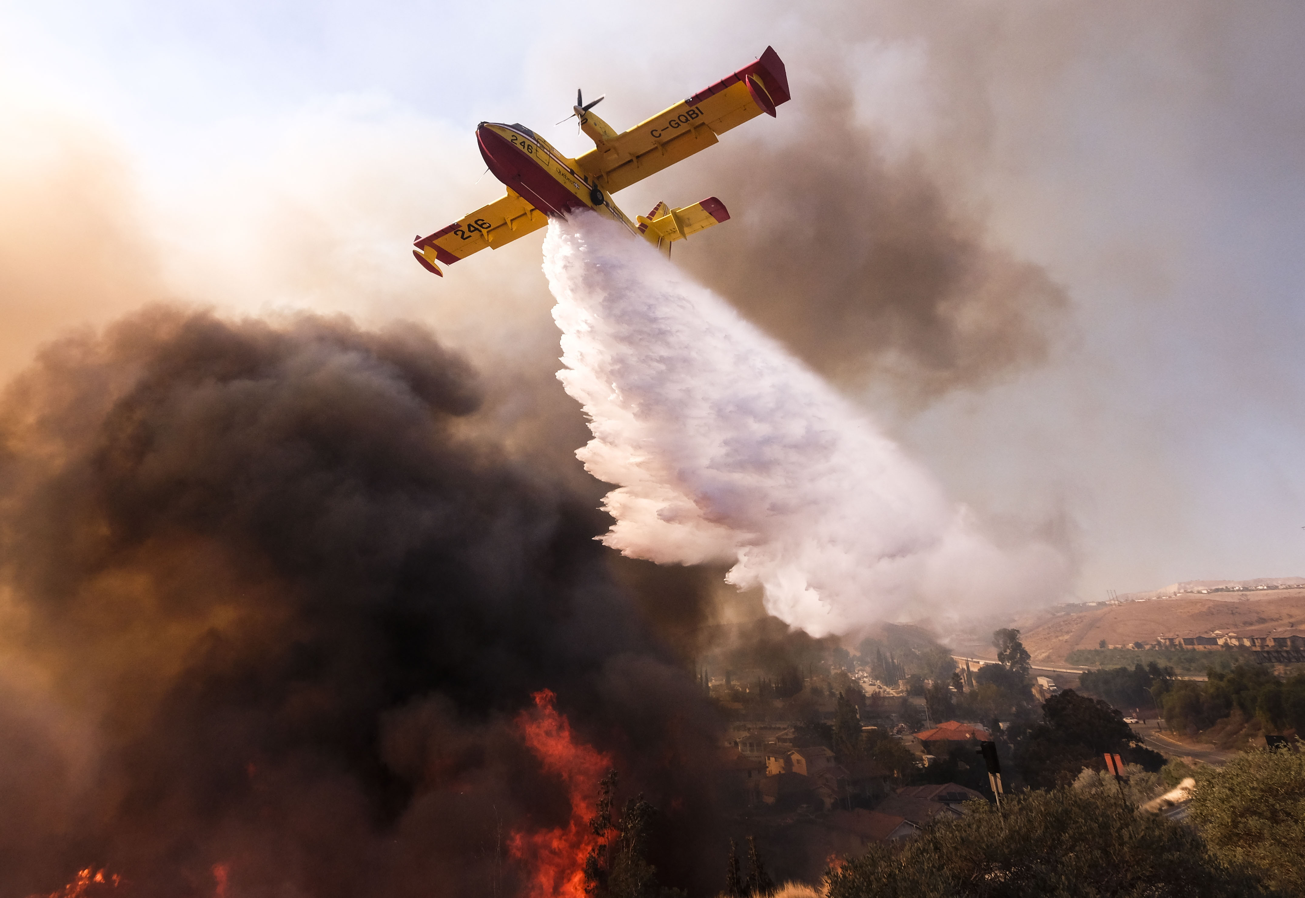 U.S.-SIMI VALLEY-WILDFIRE