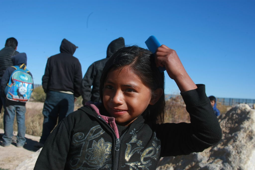 150 Migrants Crossed The Rio Bravo To Reach The United States