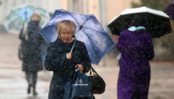 Sleet showers hit Moscow
