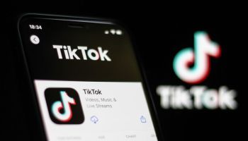 TikTok And Facebook Photo Illustrations