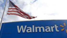 Walmart Raises Its Minimum Wage To 14 Dollars An Hour