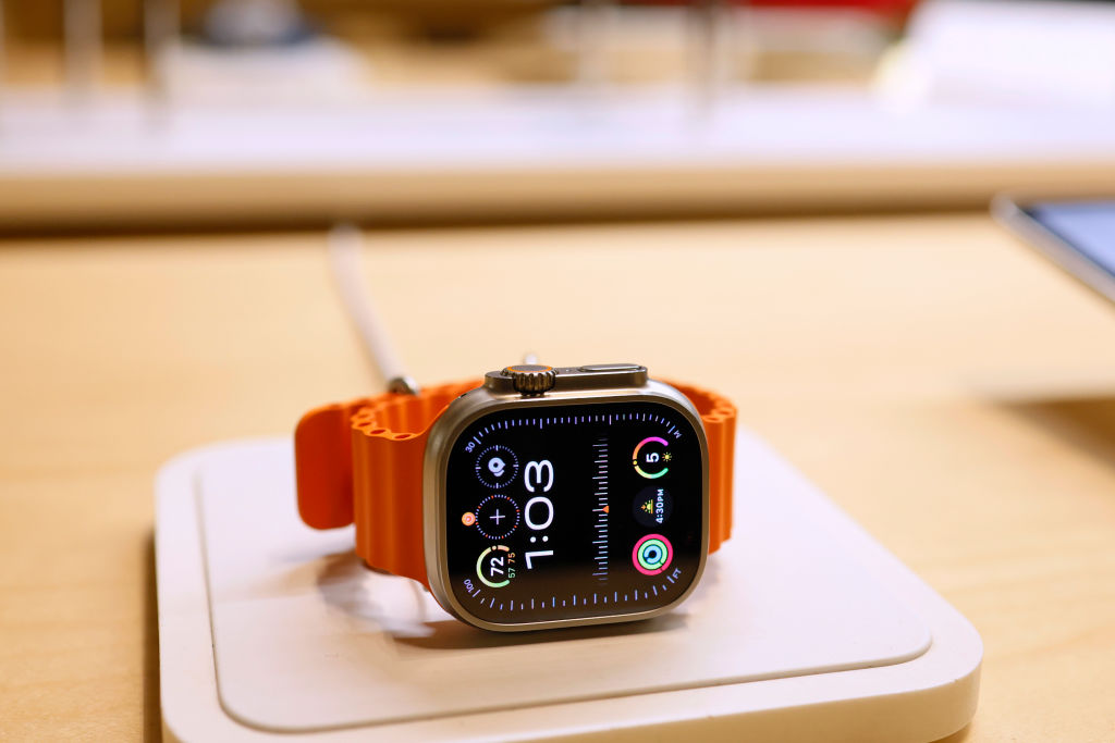 Apple Prepares To Temporarily Stop Selling Its Watch In The U.S. Over Federal Trade Ruling Involving Its Blood-Oxygen Sensor