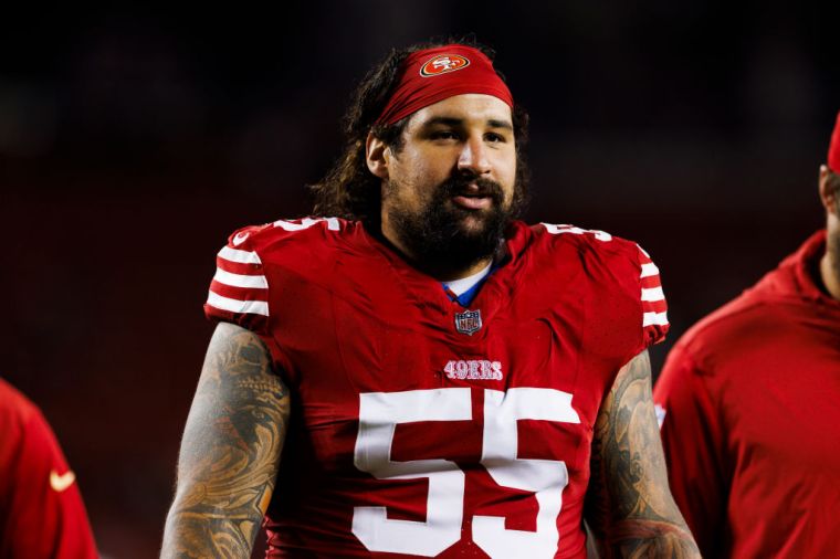 Jon Feliciano (55), centro, 49ers de San Francisco