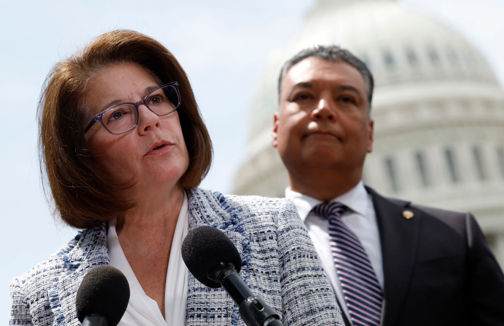 Democratic Lawmakers Urge Biden Administration To Protect Long-Term Undocumented People