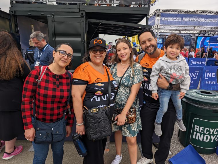 Hispanos en el Indy 500 2024