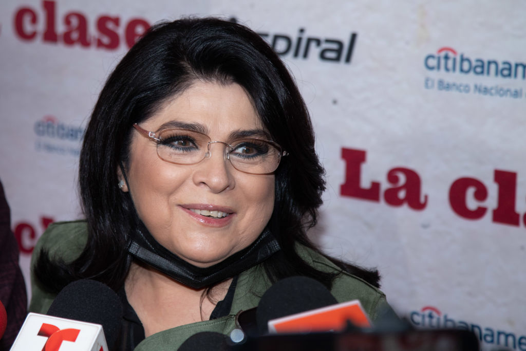 Las Clase - First Night