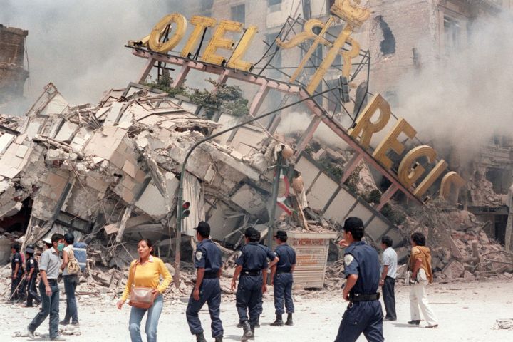 1985