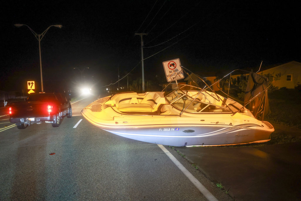 Hurricane Milton Barrels Into Florida