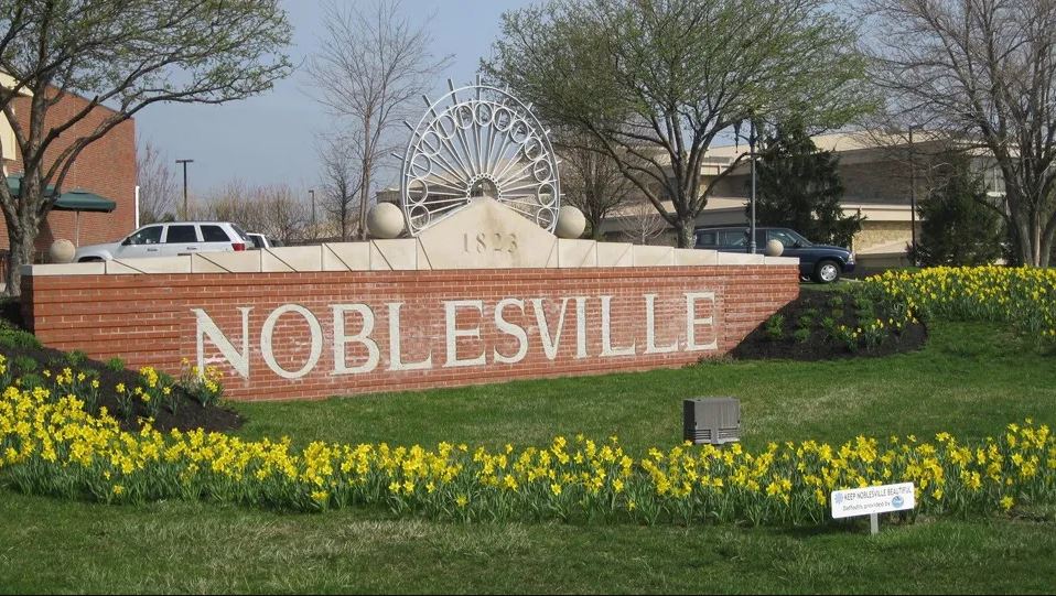 Noblesville city sign