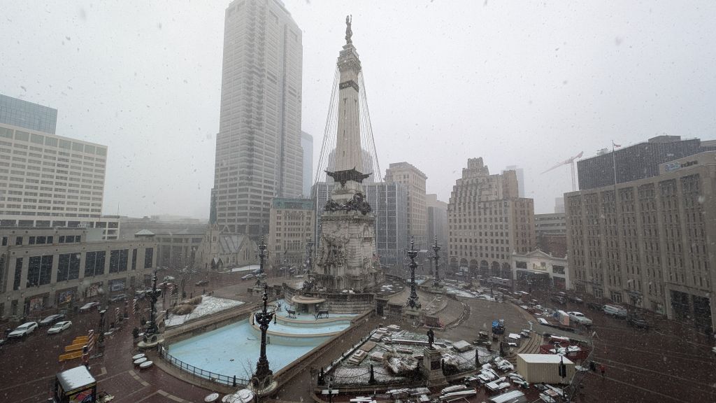 Monument Circle Indianapolis with Rain and Snow