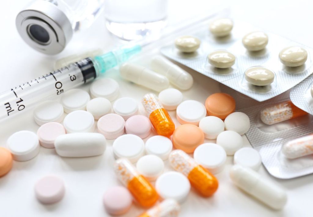 Trump anuncia decreto para reducir precios de medicamentos