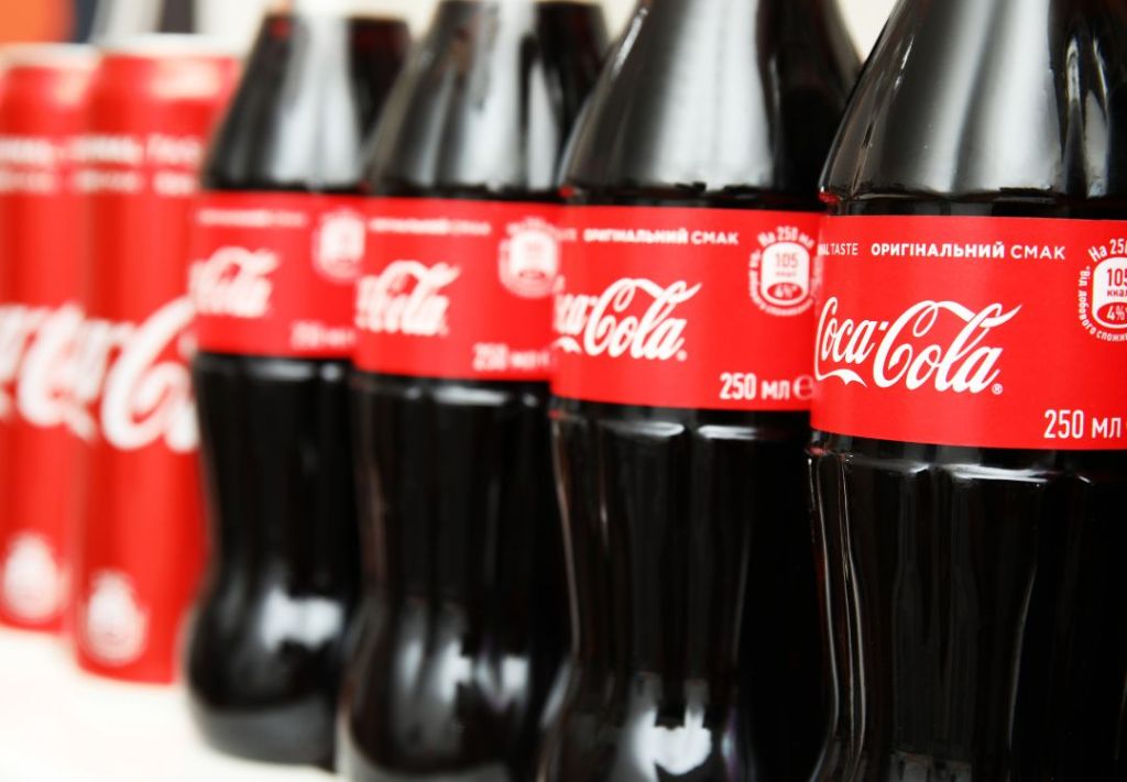 Trump afirma que Coca-Cola cambiará su fórmula en EE.UU.