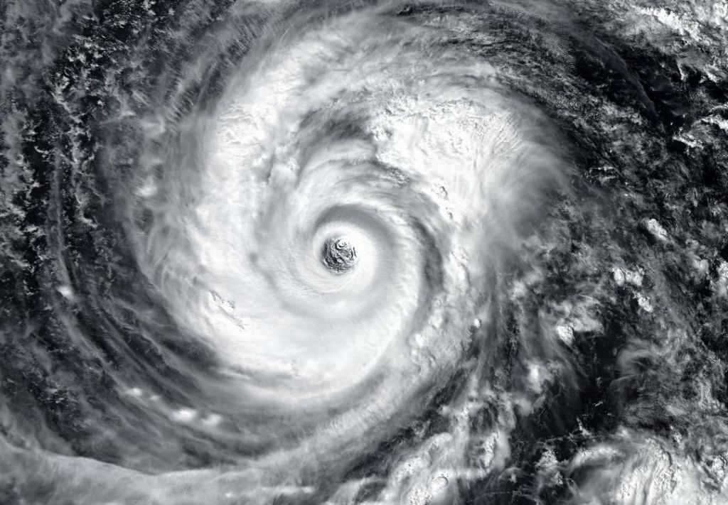 Huracán Erin: evacuaciones y alertas para la costa este de EE.UU.