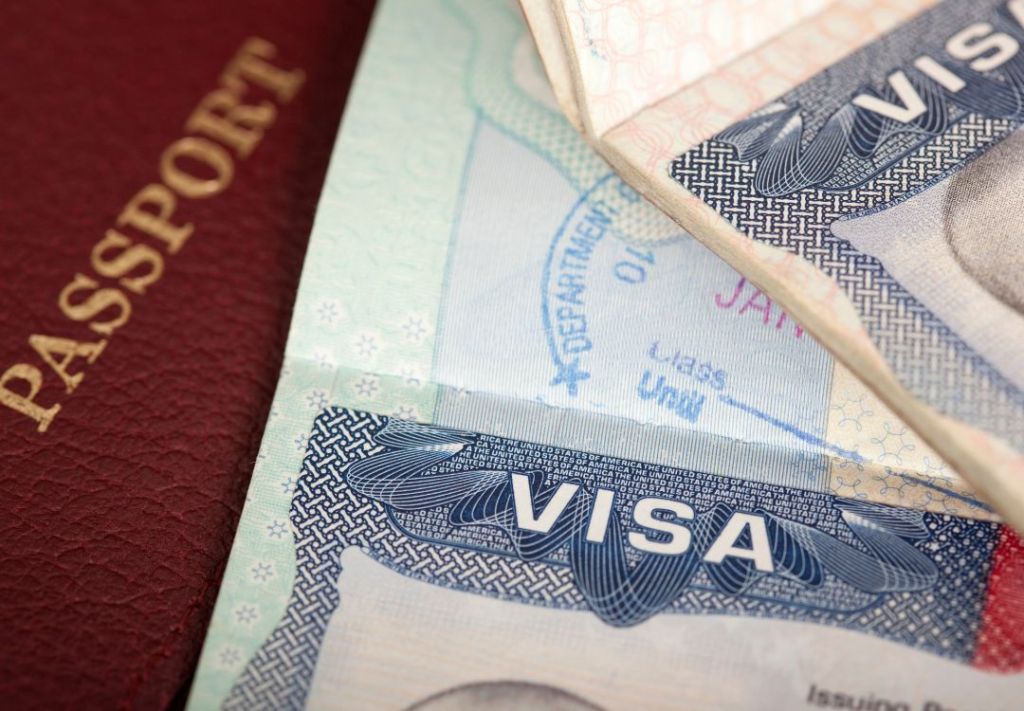 Más de 55 millones de visas bajo revisión continua en EE.UU.