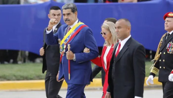 Venezuelan Nicolas Maduro with his trust people