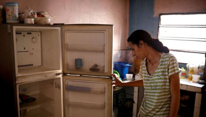 Maduro deja sin ayuda alimentaria básica a millones de venezolanos