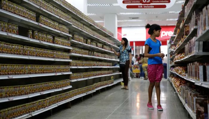 Maduro deja sin ayuda alimentaria básica a millones de venezolanos