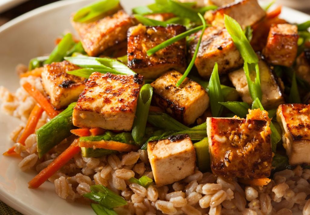 Tofu, la proteína ligera y versátil que Harvard respalda
