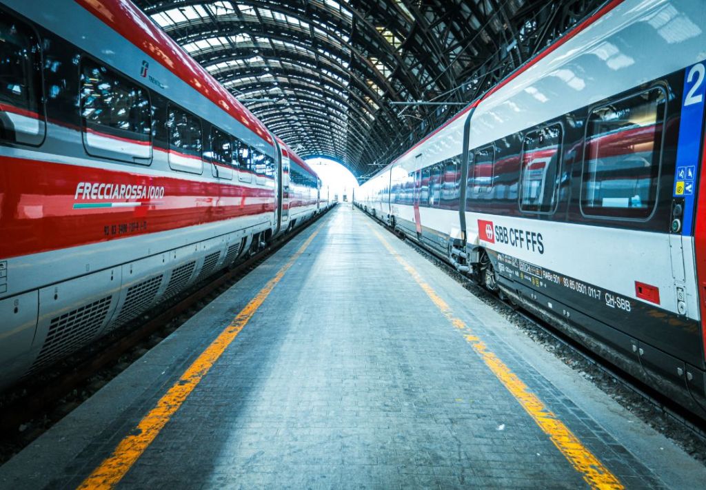 España investiga grave choque ferroviario