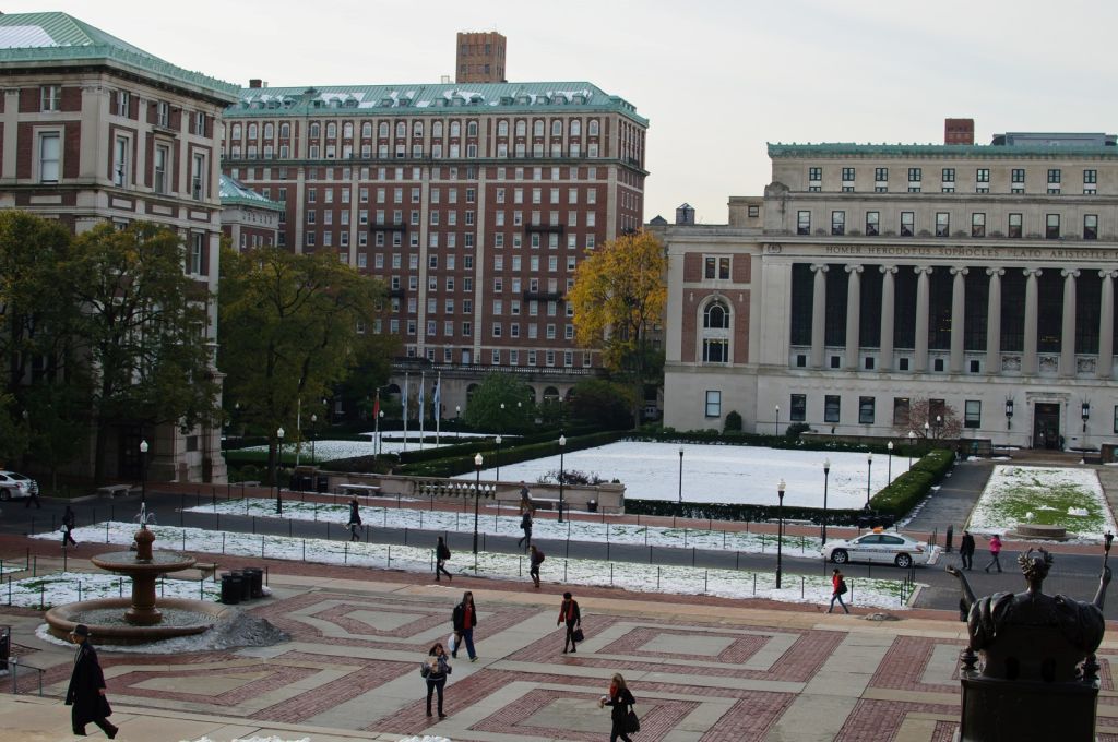 ICE detiene estudiante tras engaños para entrar a Columbia University