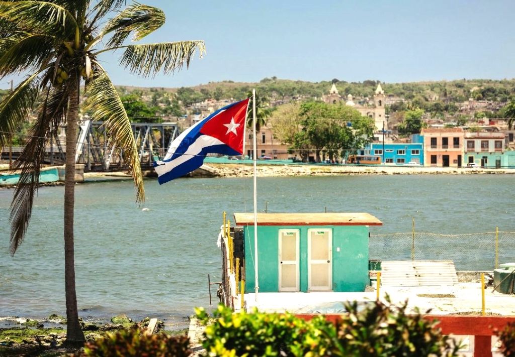 Trump propone una “toma de control amistosa” de Cuba ante crisis