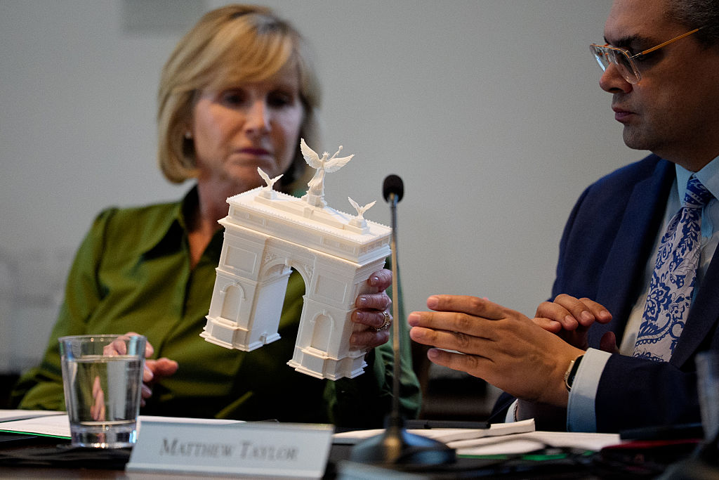 Commission Of Fine Arts Meets To Hear Proposal For President Trump's D.C. Arch