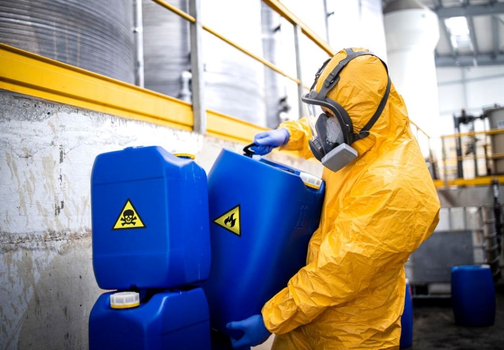 Coordinan respuesta en West Virginia tras emergencia química