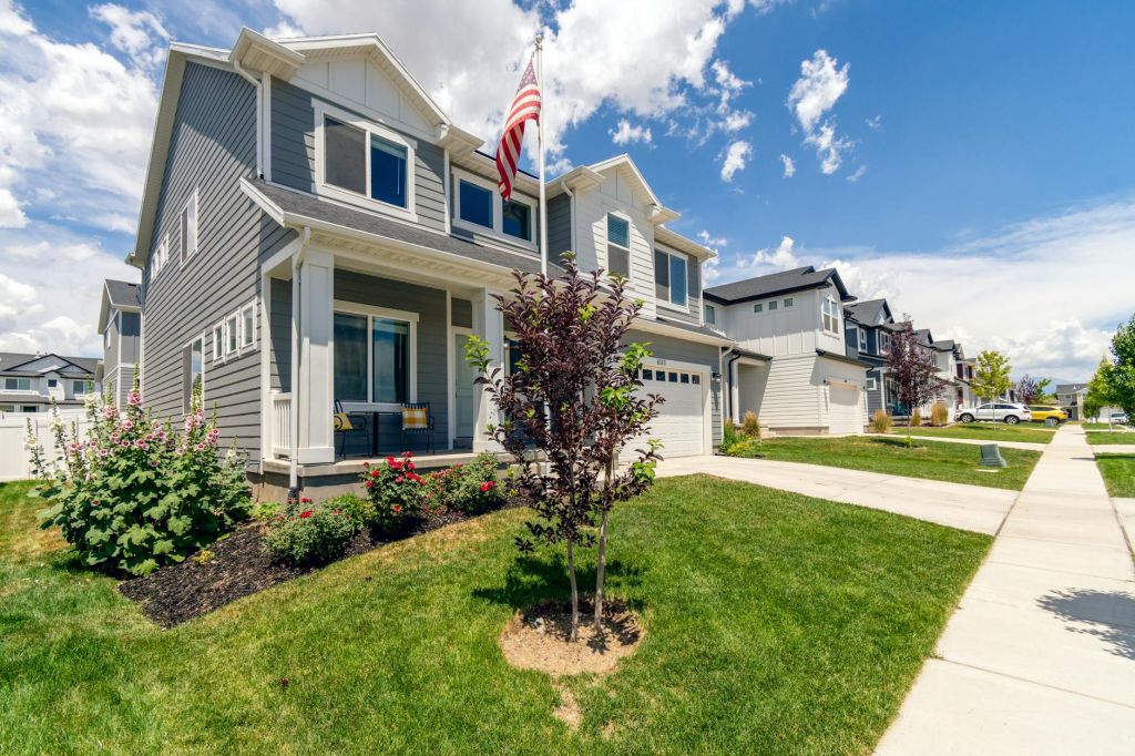 american suburban neighborhood houses