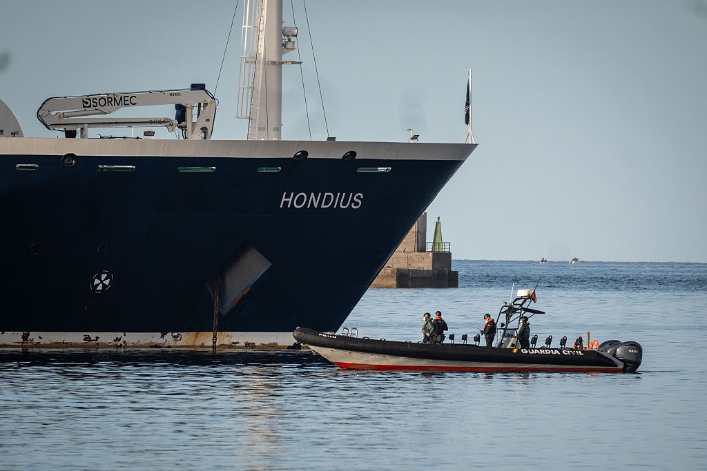 Hantavirus-hit cruise ship reaches Spanish Port of Tenerife as evacuation begins