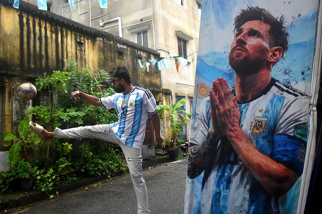 Argentina Supporters Cheer For Their Team Ahead Of The FIFA World Cup 2026 Final Between Argentina And Spain In Kolkata, India