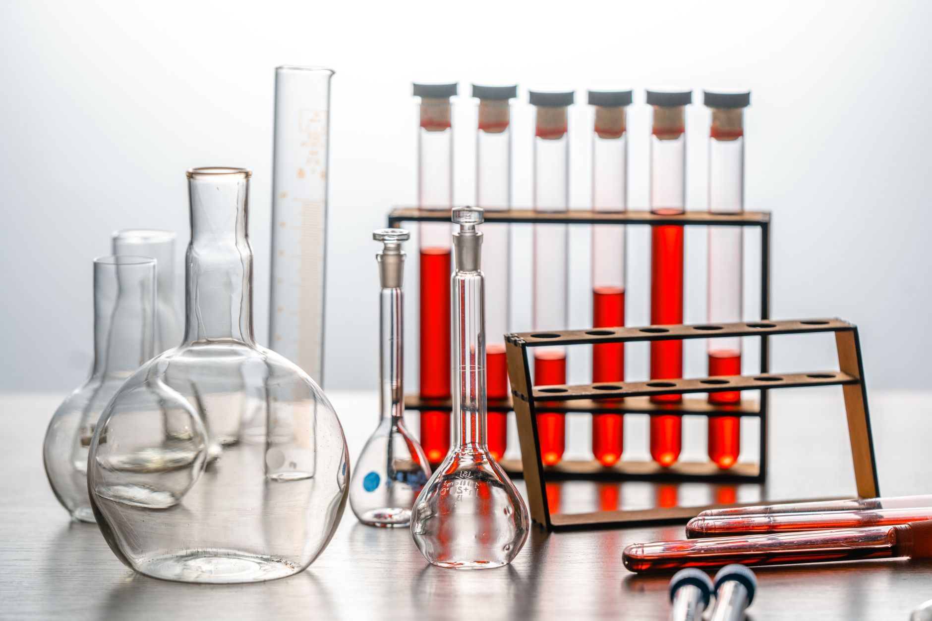test tubes on test tube rack