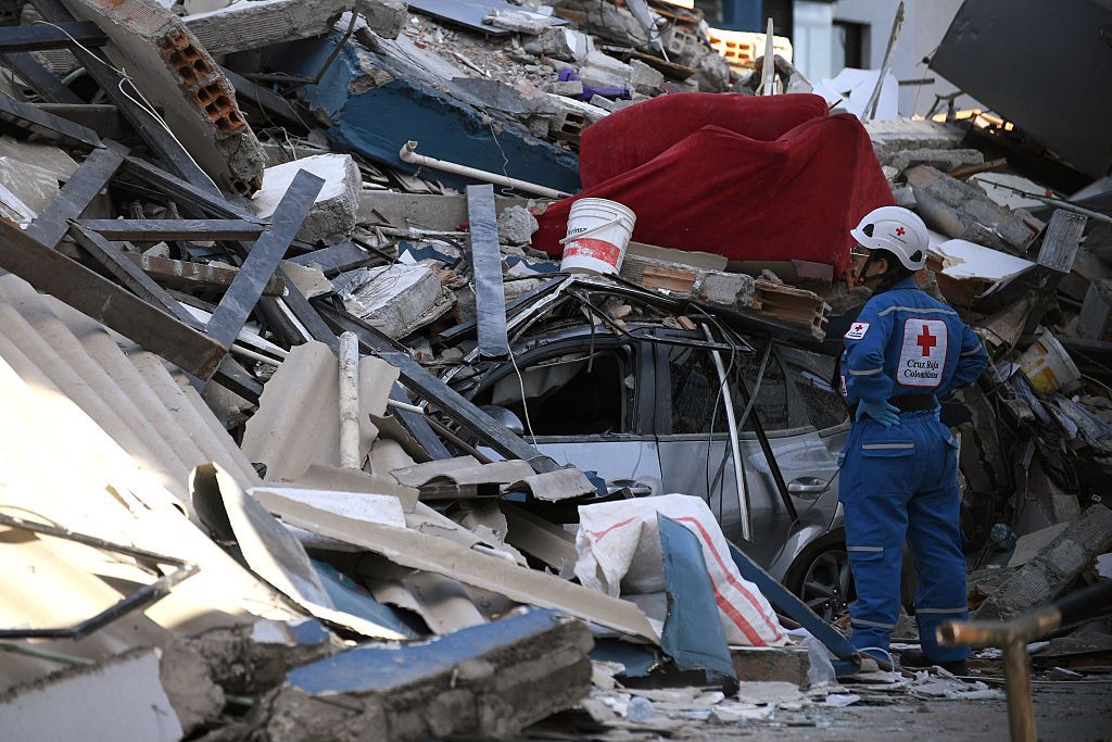 TOPSHOT-COLOMBIA-EARTHQUAKE