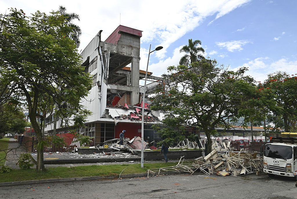 Earthquake victims take shelter in temporary relief centers in Pereira, Colombia